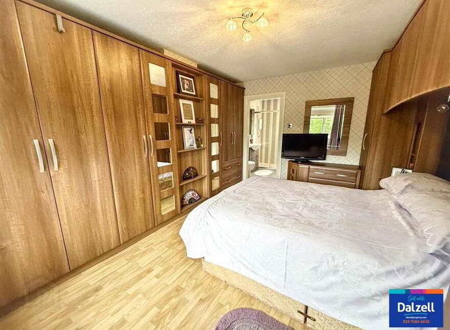 22 Laurel Grove, Lisburn, BT28 3EW