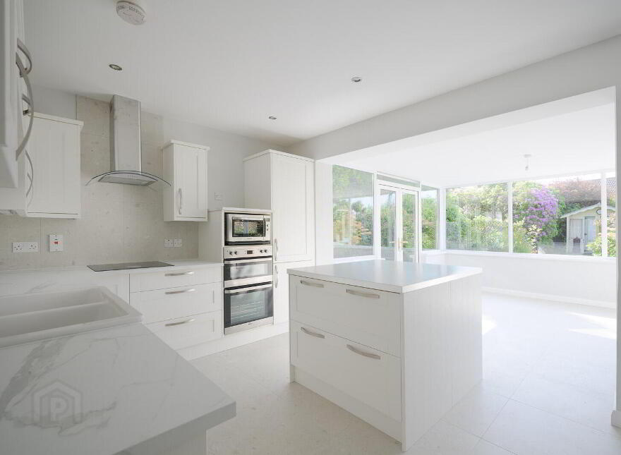 10 The Meadow, Groomsport, Bangor, BT19 6JH