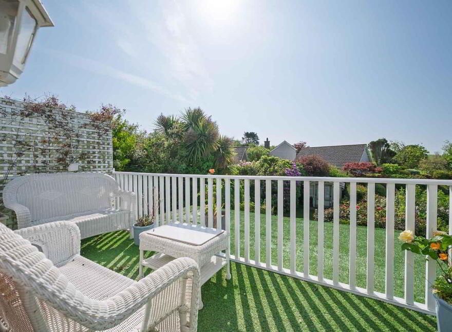 10 The Meadow, Groomsport, Bangor, BT19 6JH