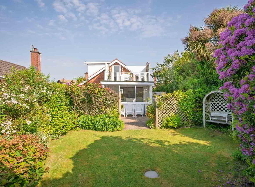 10 The Meadow, Groomsport, Bangor, BT19 6JH