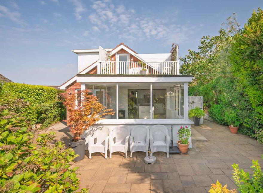 10 The Meadow, Groomsport, Bangor, BT19 6JH