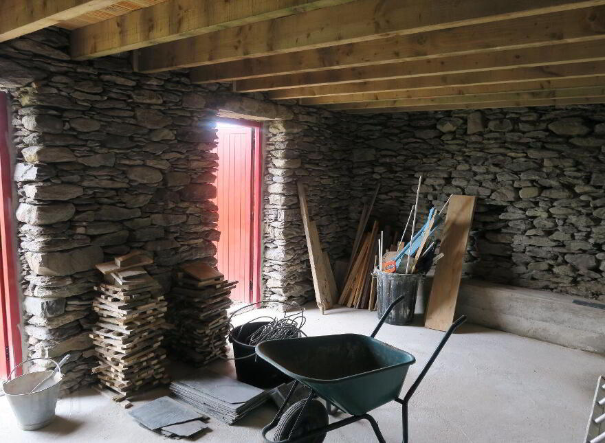 Bunavalla, Derrynane, Derrynane, V23H597