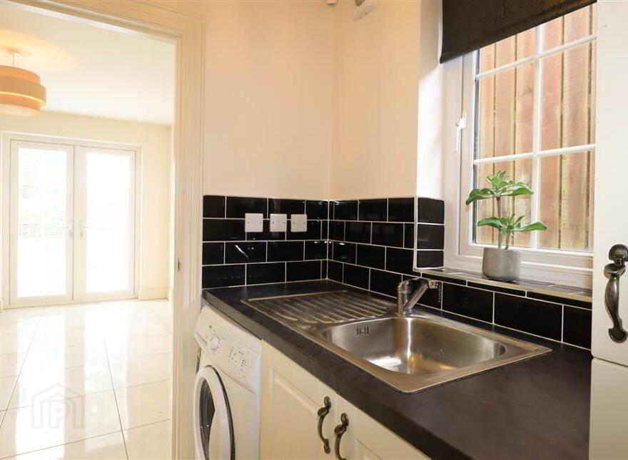1 Sir Richard Wallace View, Lisburn, BT28 3NY