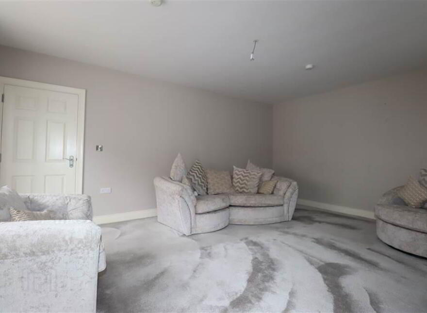 1 Sir Richard Wallace View, Lisburn, BT28 3NY