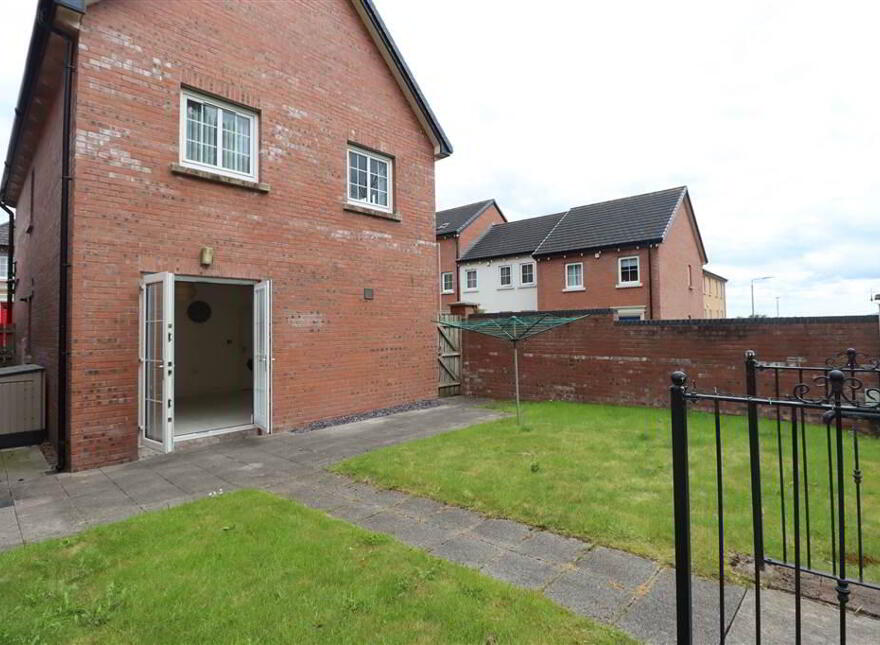 1 Sir Richard Wallace View, Lisburn, BT28 3NY