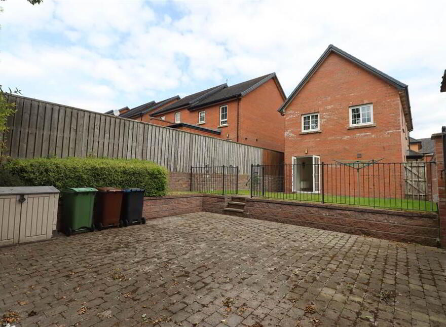 1 Sir Richard Wallace View, Lisburn, BT28 3NY