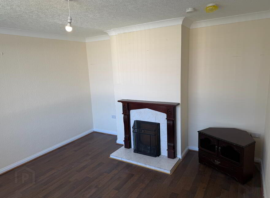 73 John Kennedy Park, Bessbrook, Newry, BT35 7EW