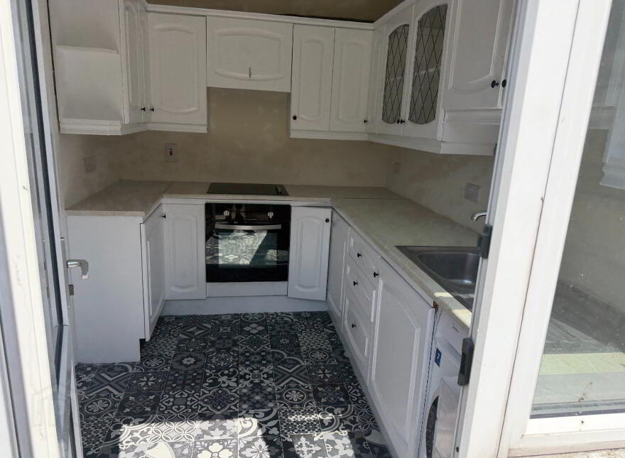 73 John Kennedy Park, Bessbrook, Newry, BT35 7EW