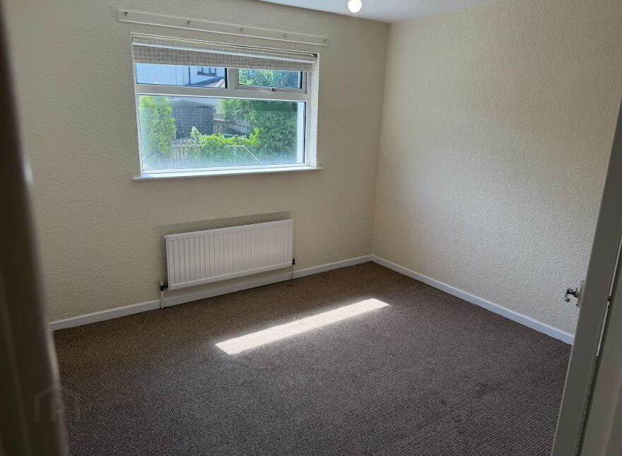 73 John Kennedy Park, Bessbrook, Newry, BT35 7EW