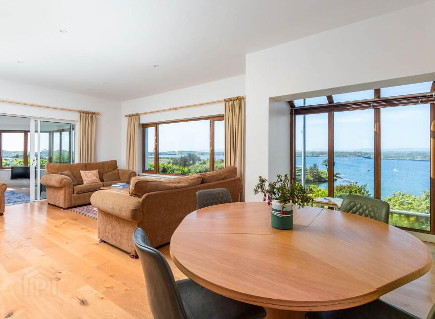Ard Aoibhinn, Cove Hill, Baltimore, P81VY00