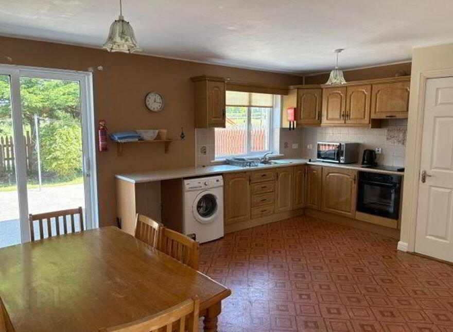 17 Abbey Vale, Ballyhaunis, F35A584