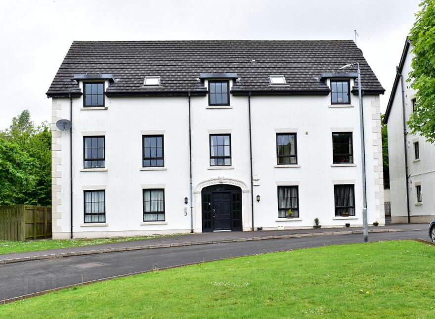 30 Sir Richard Wallace Walk, Thaxton Village, Lisburn, BT28 3RW