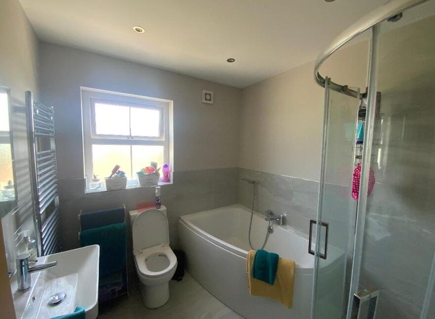 37 Sloanehill, Killyleagh, Downpatrick, BT30 9UX