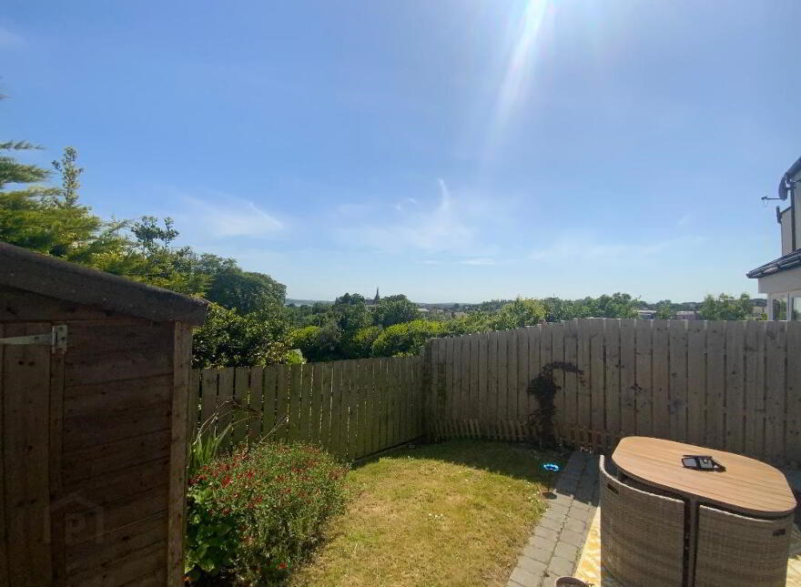 37 Sloanehill, Killyleagh, Downpatrick, BT30 9UX