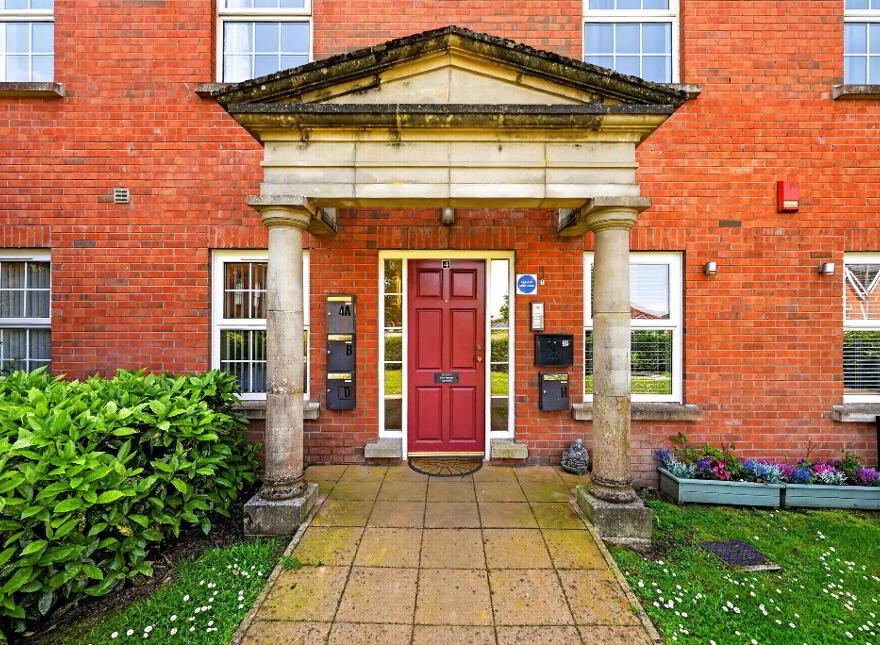 4B The Demesne, Carryduff, BT8 8GW