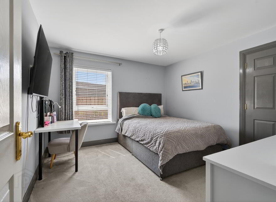 4B The Demesne, Carryduff, BT8 8GW