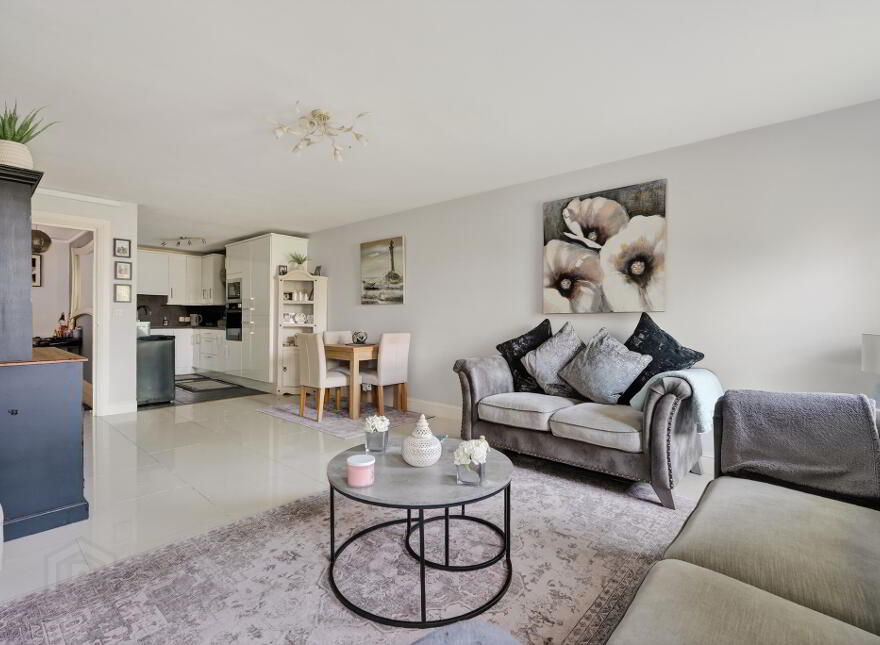 4B The Demesne, Carryduff, BT8 8GW