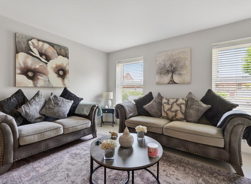 4B The Demesne, Carryduff, BT8 8GW
