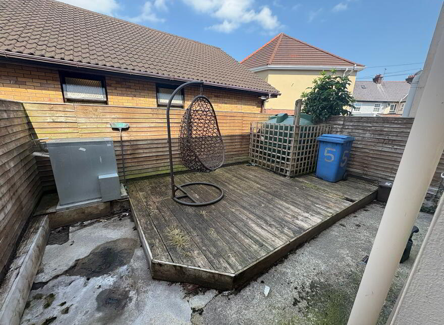 5 Chestnut Grove, Strabane, BT82 9FA