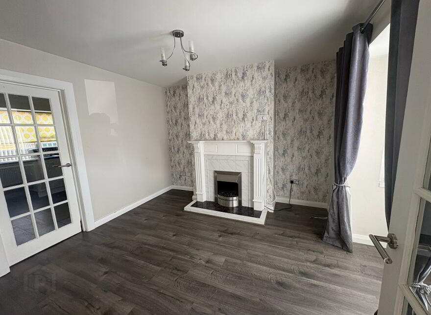 5 Chestnut Grove, Strabane, BT82 9FA