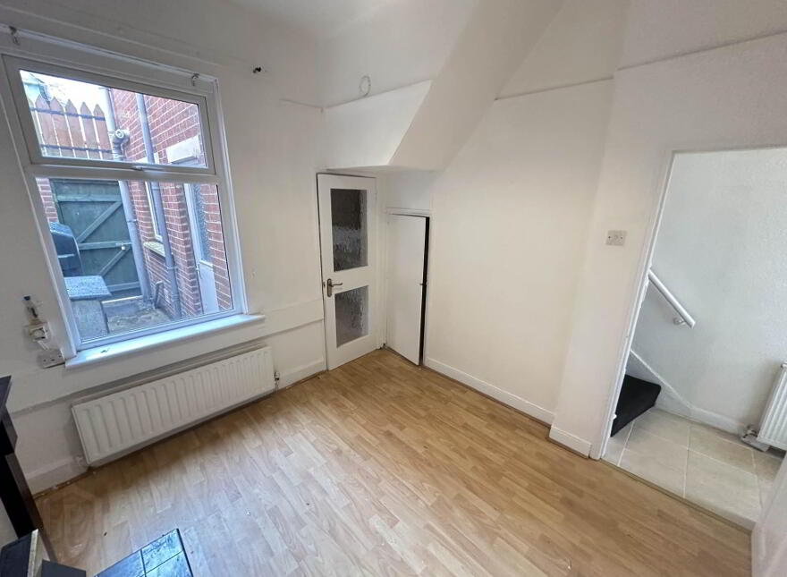 16 Nansen Street, Falls Road, Belfast, BT12 6AT