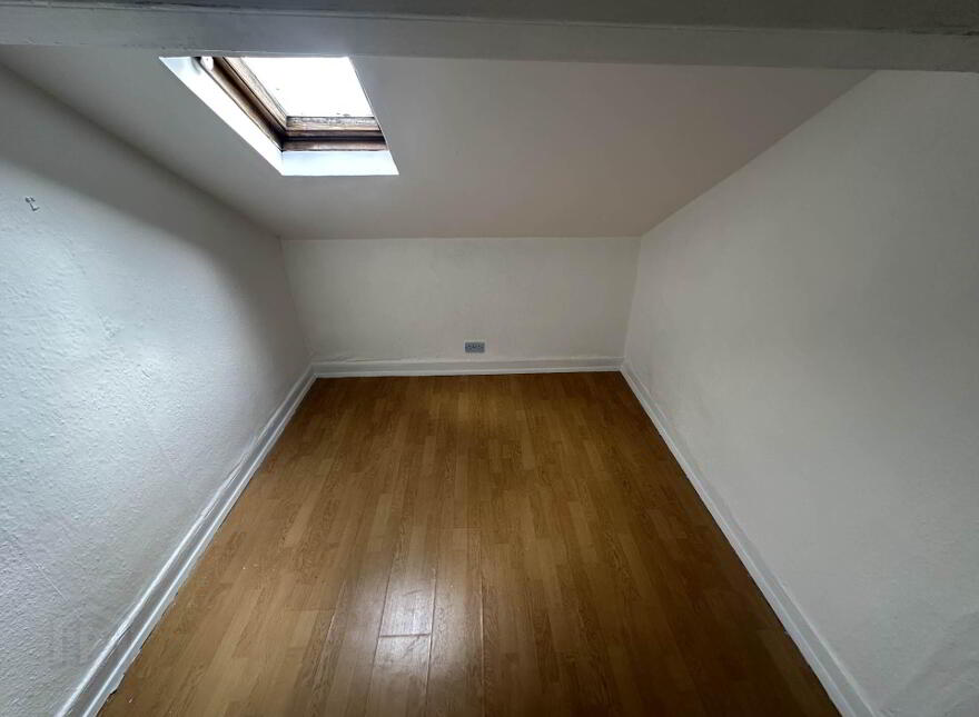 16 Nansen Street, Falls Road, Belfast, BT12 6AT