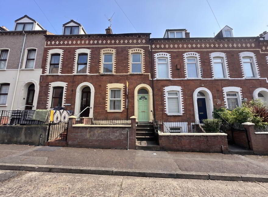 16 Nansen Street, Falls Road, Belfast, BT12 6AT