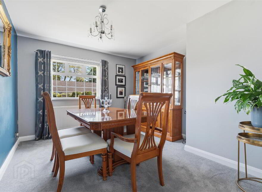 11 Rockmount Close, Saintfield, BT24 7AW