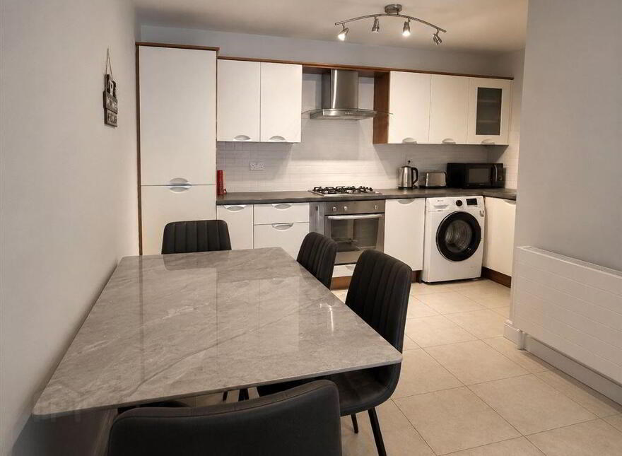 143 Bracken Hill, Blackglen Road, Dublin, D18HY64