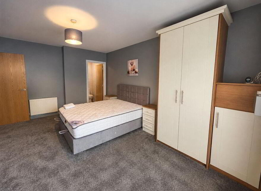 143 Bracken Hill, Blackglen Road, Dublin, D18HY64
