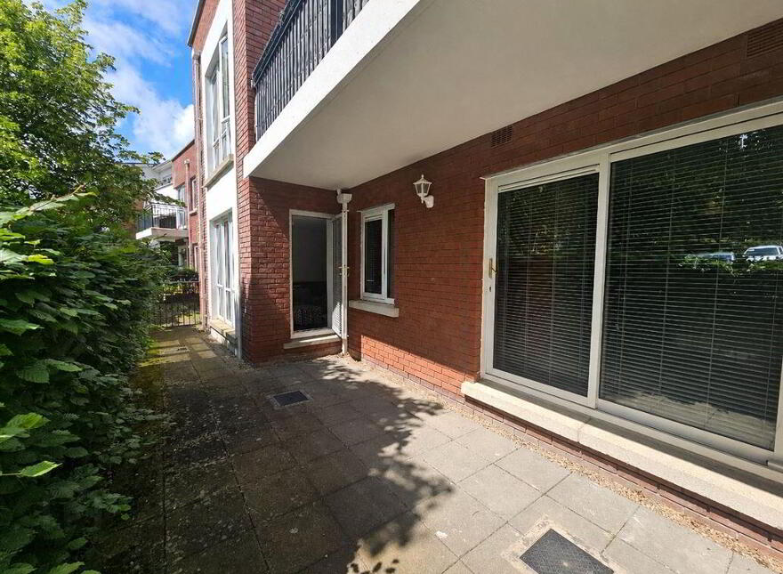 143 Bracken Hill, Blackglen Road, Dublin, D18HY64