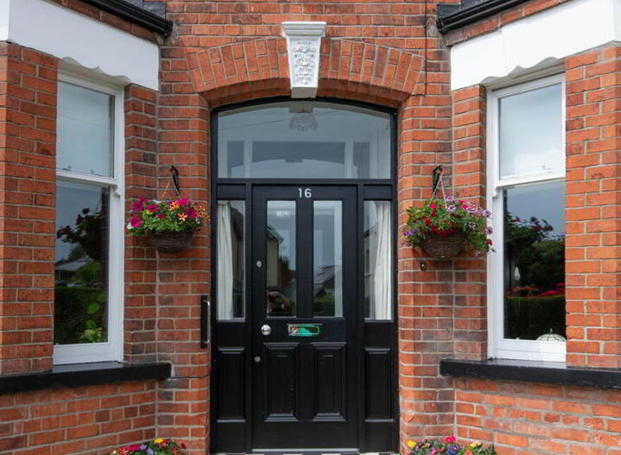 16 Castle Park, Belfast, BT15 5FF