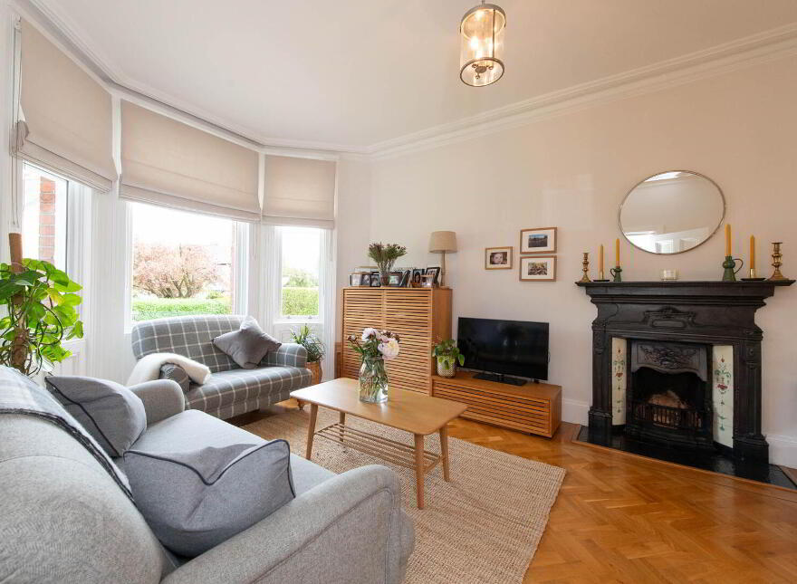 16 Castle Park, Belfast, BT15 5FF