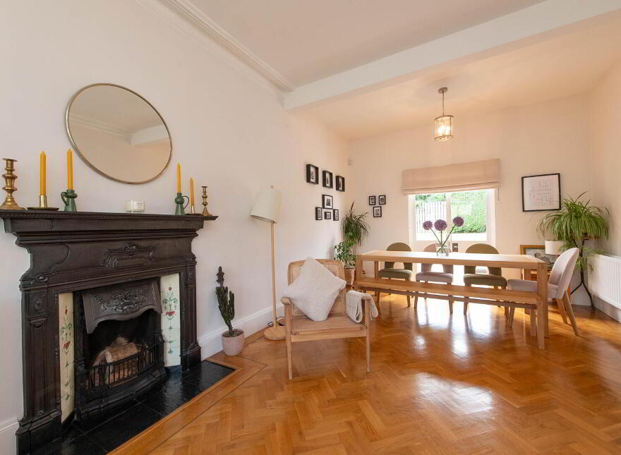 16 Castle Park, Belfast, BT15 5FF