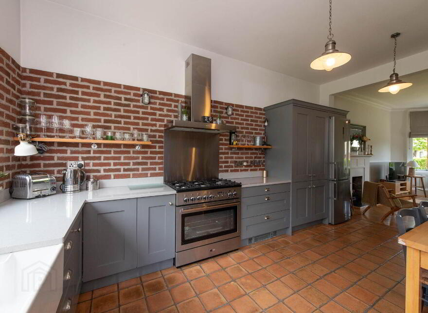16 Castle Park, Belfast, BT15 5FF