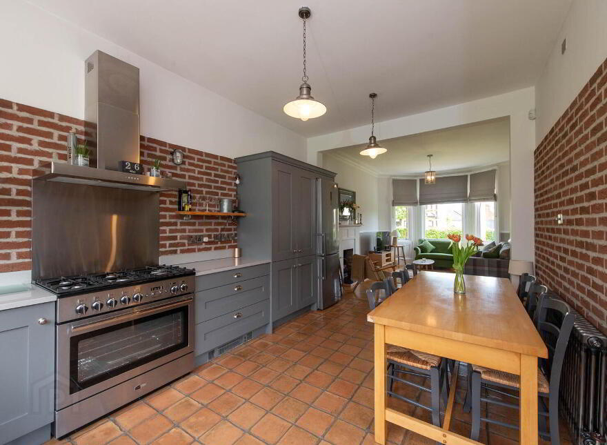 16 Castle Park, Belfast, BT15 5FF