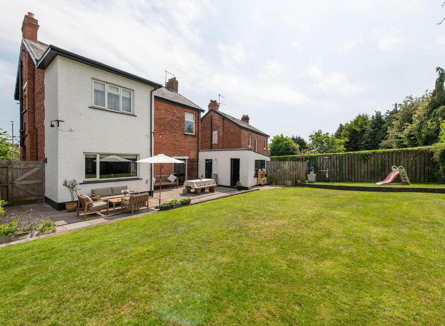 16 Castle Park, Belfast, BT15 5FF