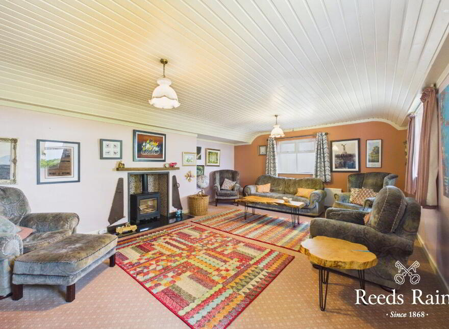 32 Crumlin Road, Ballinderry Upper, Lisburn, BT28 2JX