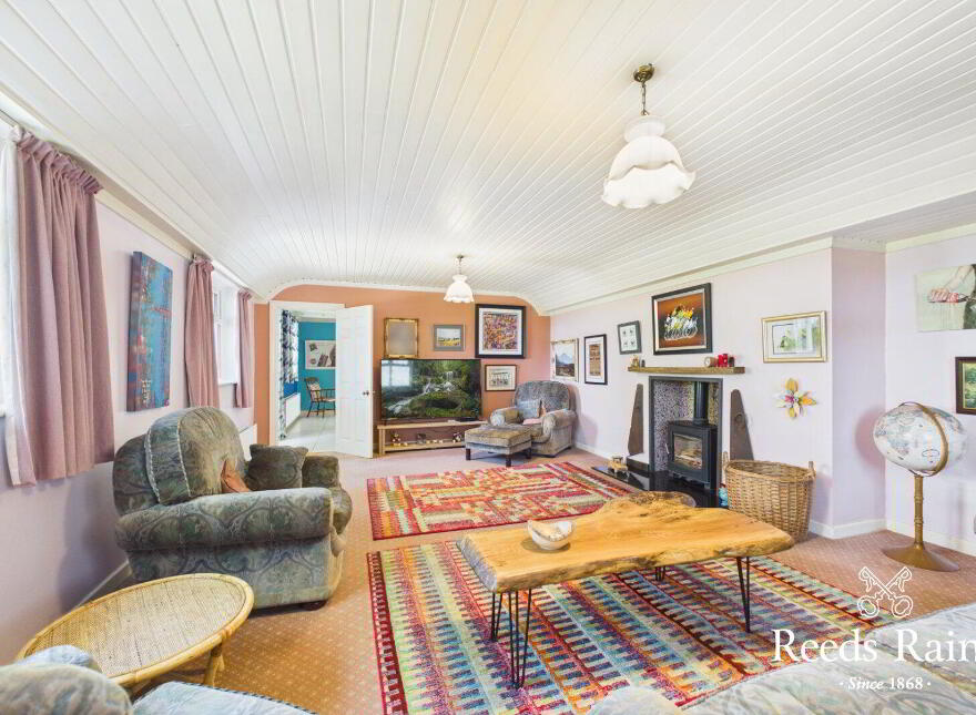 32 Crumlin Road, Ballinderry Upper, Lisburn, BT28 2JX