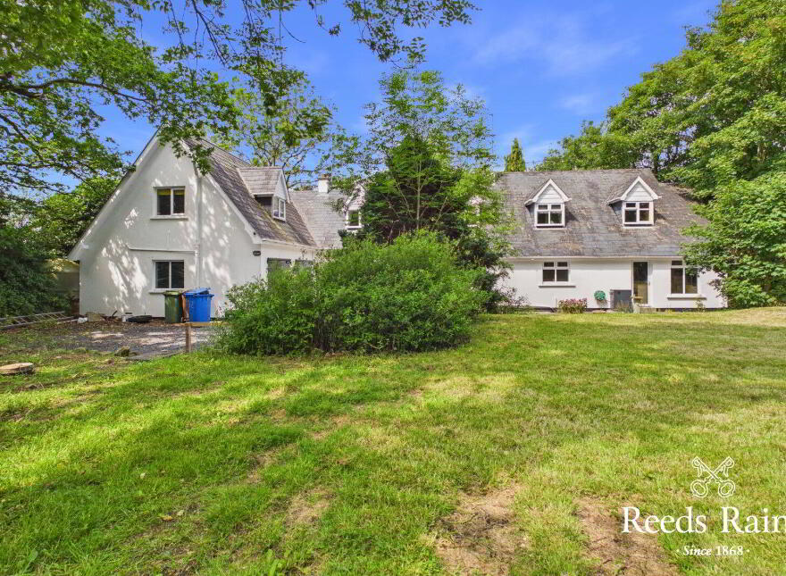 32 Crumlin Road, Ballinderry Upper, Lisburn, BT28 2JX