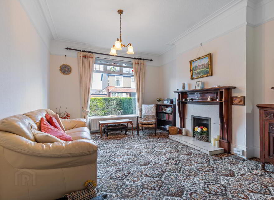 5 Dundela Gardens, Belfast, BT4 3DH