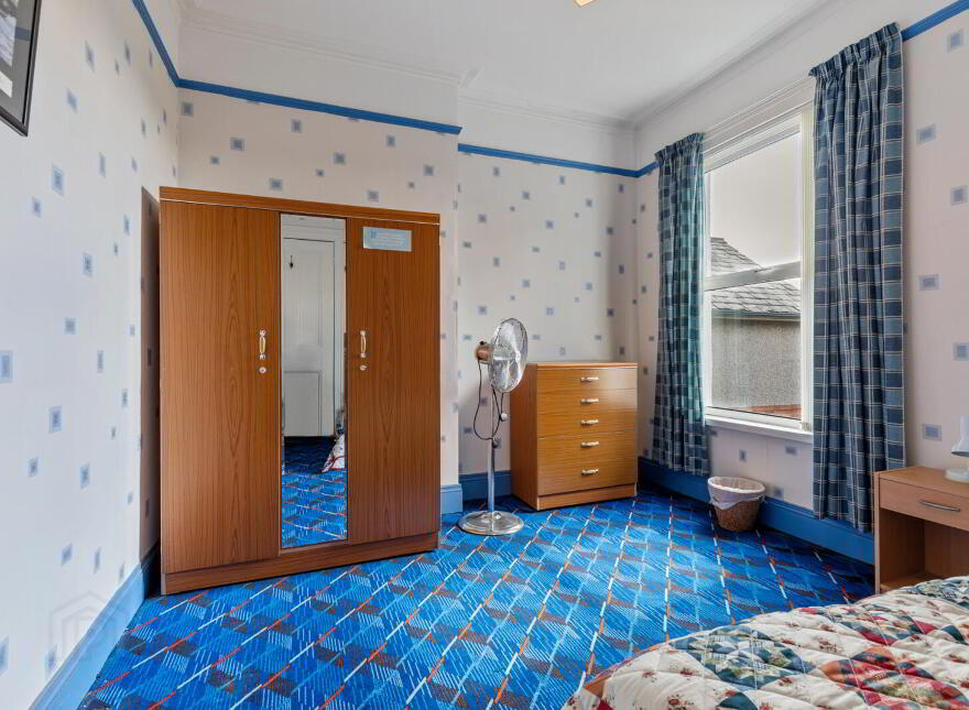 5 Dundela Gardens, Belfast, BT4 3DH