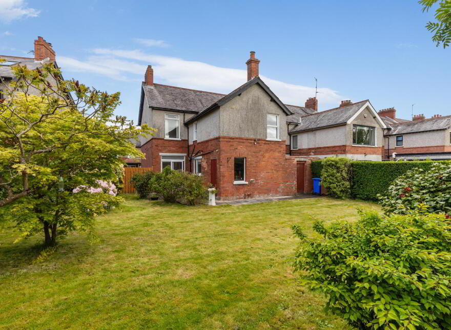 5 Dundela Gardens, Belfast, BT4 3DH