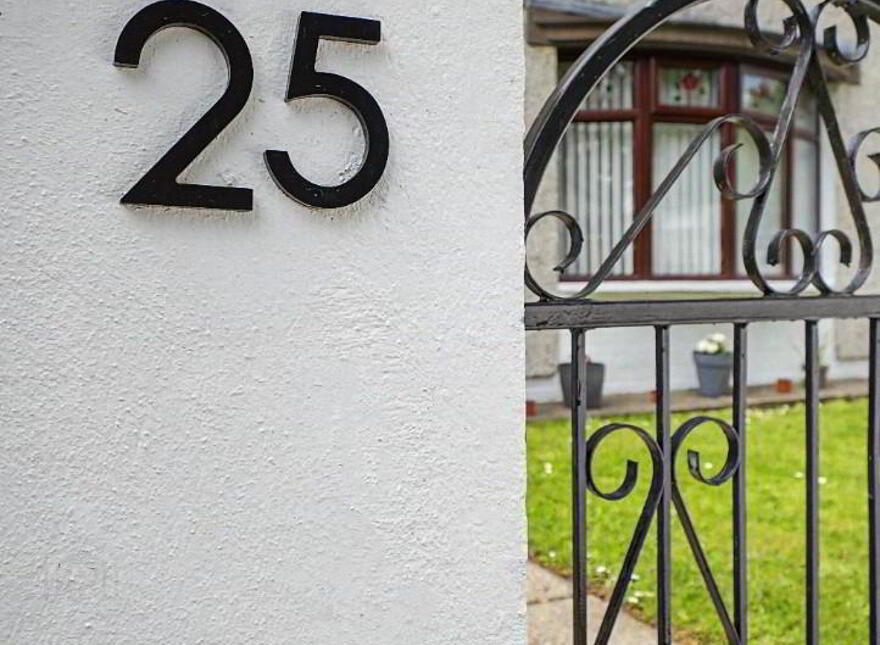 25 Shearwater Way, Londonderry, BT47 6LF