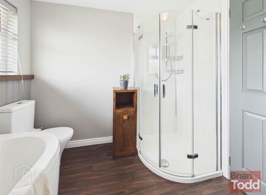 Cairn Grove, Larne, BT40 1UA