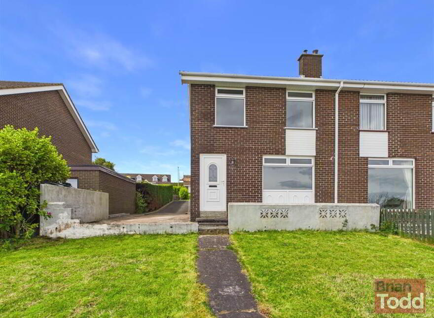 Cairn Grove, Larne, BT40 1UA