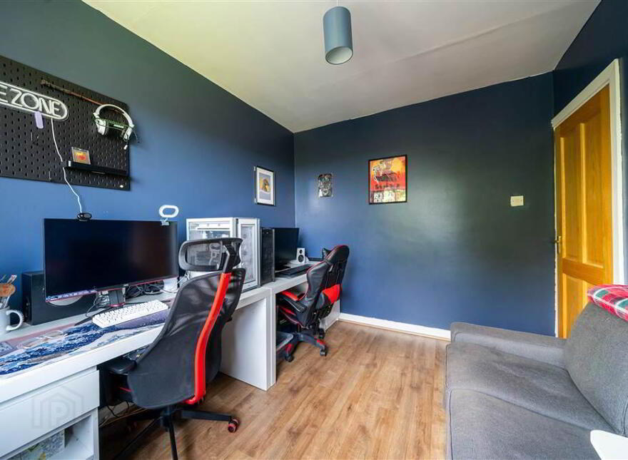 10 Ardmore Gardens, Bangor, BT20 4BU
