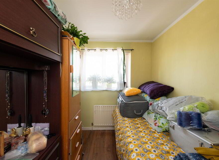 69 Meadowlands, Downpatrick, BT30 6EN