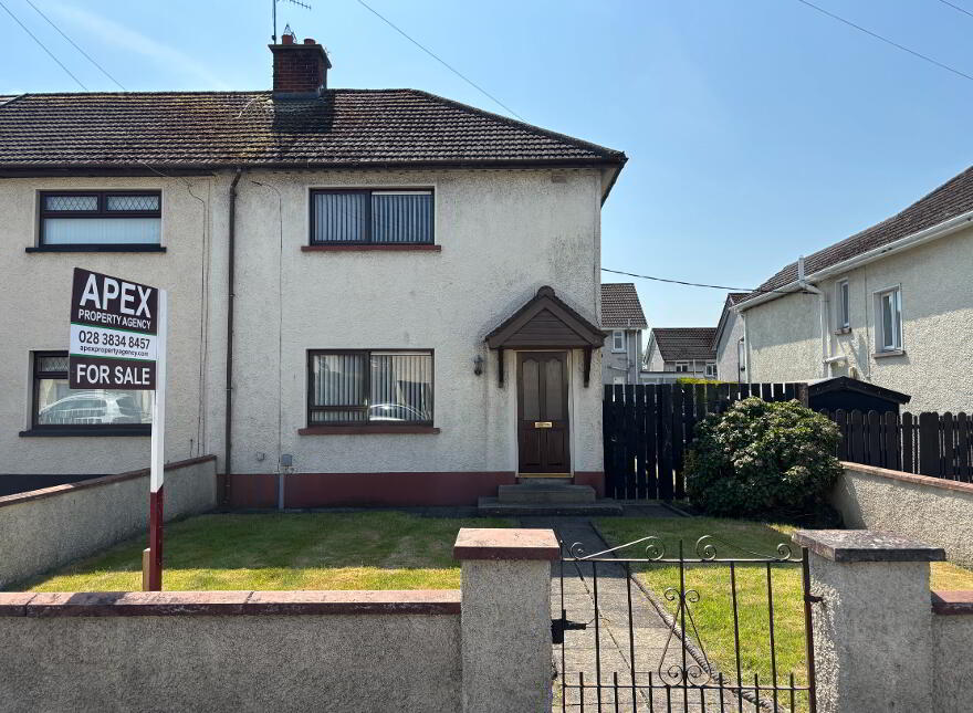 37 Irwin Place, Donaghcloney, BT66 7LN