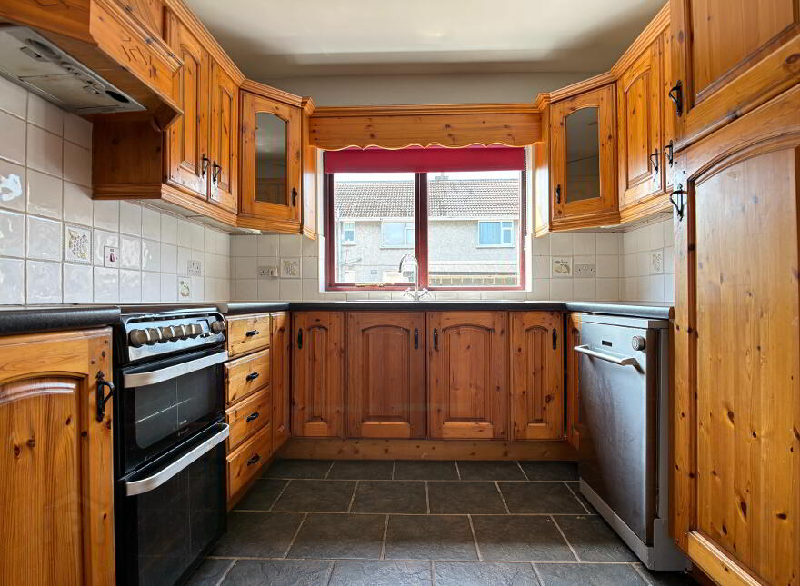 37 Irwin Place, Donaghcloney, BT66 7LN